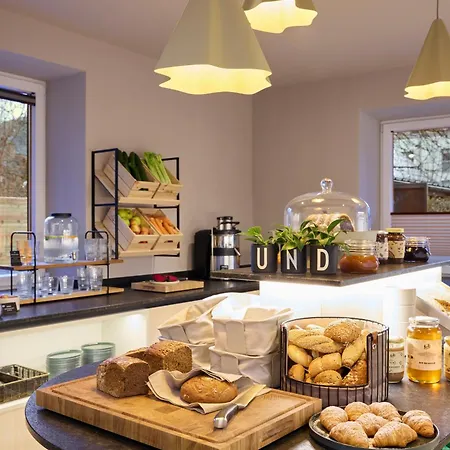 Und - Smart Alpine *