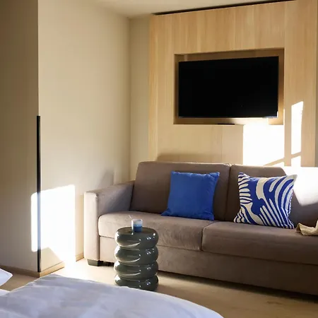 Und - Smart Alpine 호텔