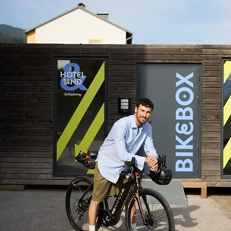 호텔 Und - Smart Alpine *