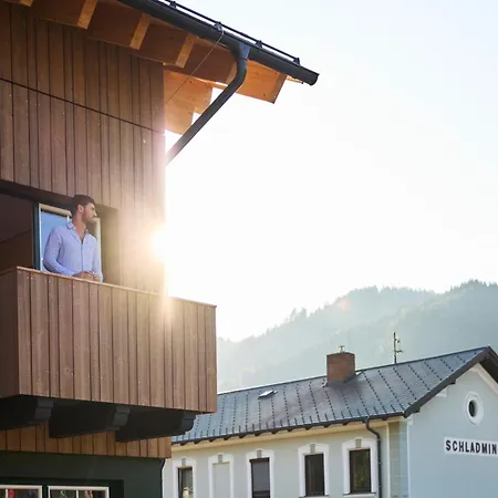 Und - Smart Alpine Hotel Schladming