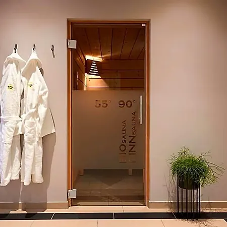 Und - Smart Alpine Hotel 4*