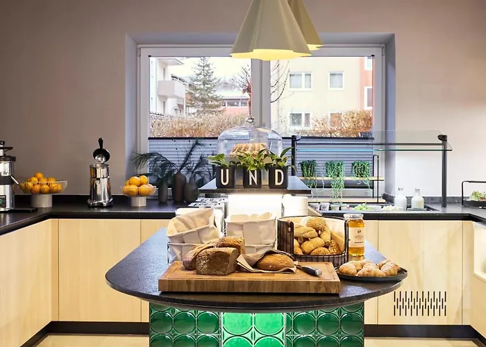 Und - Smart Alpine Szálloda *